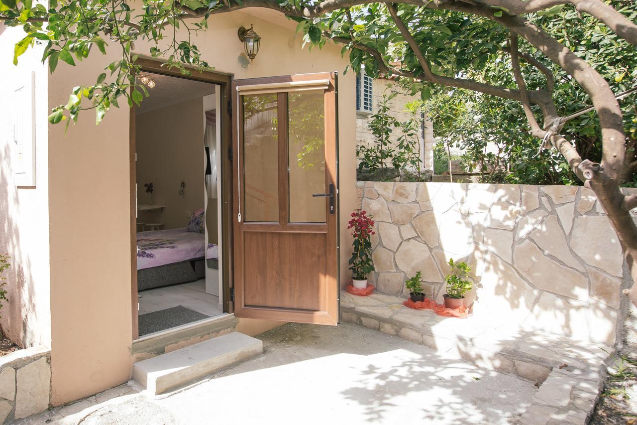 Studio Jeff 1 Apartment Kotor Bagian luar foto