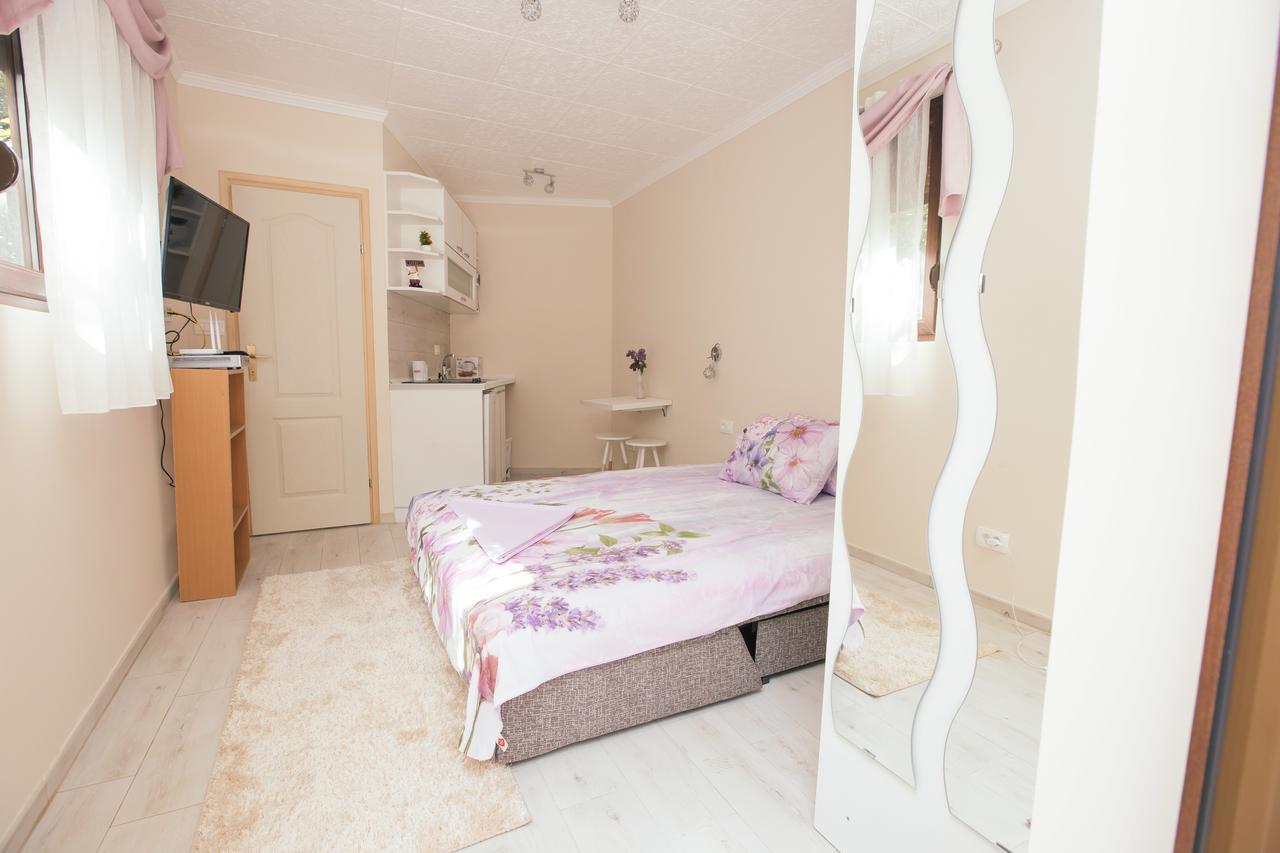 Studio Jeff 1 Apartment Kotor Bagian luar foto