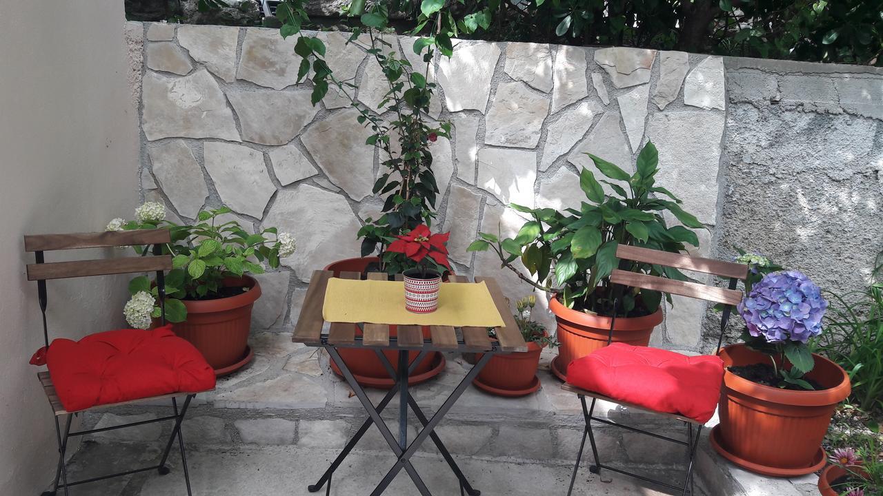 Studio Jeff 1 Apartment Kotor Bagian luar foto