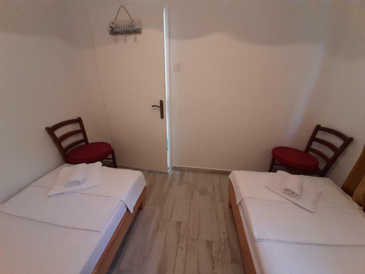Studio Jeff 1 Apartment Kotor Bagian luar foto