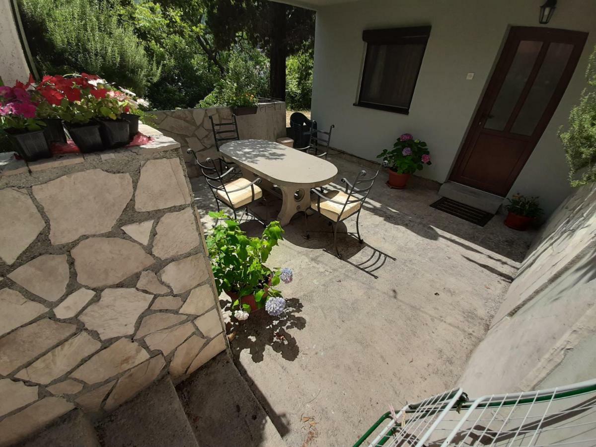Studio Jeff 1 Apartment Kotor Bagian luar foto
